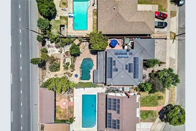 2117 Deodar, Santa Ana, CA 92705 - Photo 44