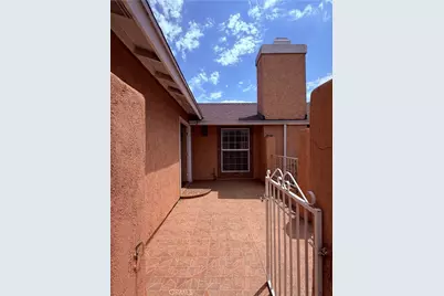 9963 Eugenia Avenue, Fontana, CA 92335 - Photo 6