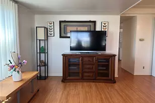4117 W McFadden Spc, Santa Ana, CA 92704 - Photo 2