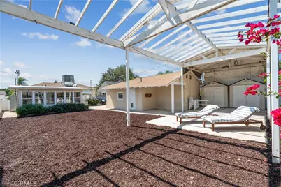 7408 Farmdale Ave, North Hollywood, CA 91605 - Photo 16