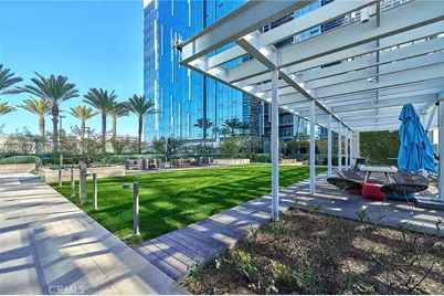 877 Francisco St #1717, Los Angeles, CA 90017 - Photo 28