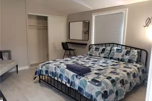 9641 Crestwood, Anaheim, CA 92804 - Photo 8