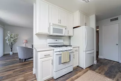 700 W La Veta #A1, Orange, CA 92868 - Photo 6