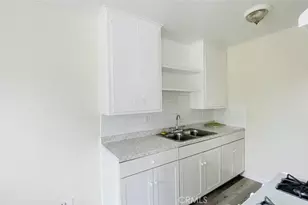 1083 Gaviota Ave, Long Beach, CA 90813 - Photo 12