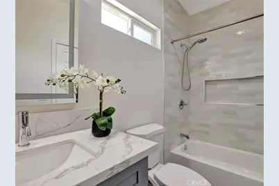 1050 W Chestnut Avenue, Santa Ana, CA 92703 - Photo 22