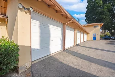 646 S Grand Street, Orange, CA 92866 - Photo 14