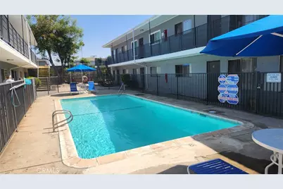 5029 Santa Ana, Cudahy, CA 90201 - Photo 6