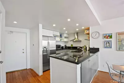 700 E Ocean Boulevard #1102, Long Beach, CA 90802 - Photo 16