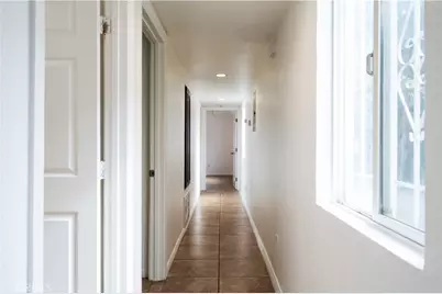 1585 E 48th Place, Los Angeles, CA 90011 - Photo 6