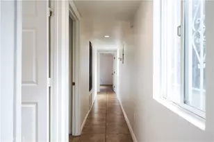 1585 E 48th Pl, Los Angeles, CA 90011 - Photo 6