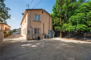 1585 E 48th Pl, Los Angeles, CA 90011 - Photo 22