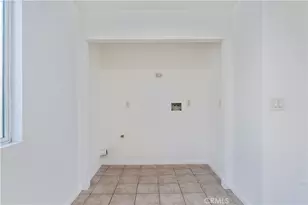 1585 E 48th Pl, Los Angeles, CA 90011 - Photo 4