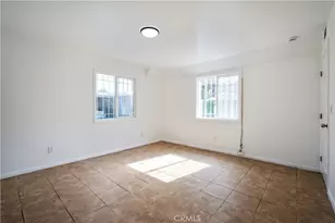 1585 E 48th Pl, Los Angeles, CA 90011 - Photo 12