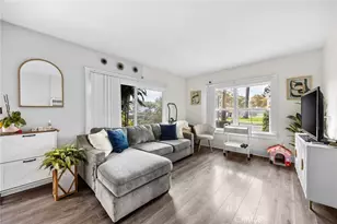 836 S Sycamore St, Santa Ana, CA 92701 - Photo 4