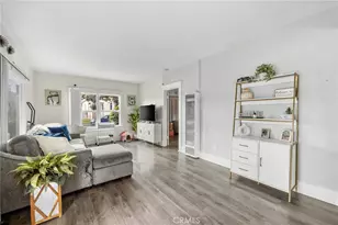 836 S Sycamore St, Santa Ana, CA 92701 - Photo 2