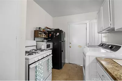 836 South Sycamore Street, Santa Ana, CA 92701 - Photo 10