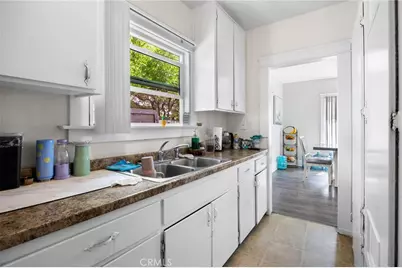 836 South Sycamore Street, Santa Ana, CA 92701 - Photo 12