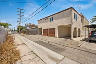 17041 B Lane, Huntington Beach, CA 92647 - Photo 44