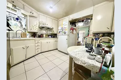5940 Gundry Avenue, Long Beach, CA 90805 - Photo 16