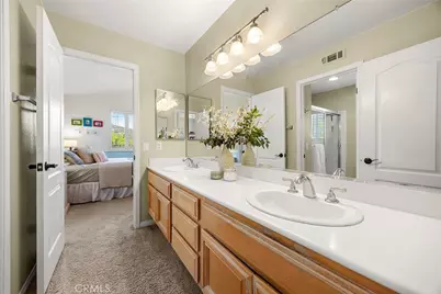 984 S Creekview, Anaheim Hills, CA 92808 - Photo 14