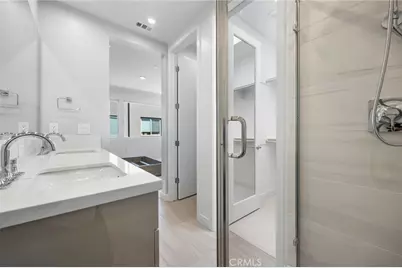 669 S Lyon Street, Santa Ana, CA 92705 - Photo 48
