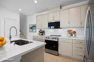 669 S Lyon St, Santa Ana, CA 92705 - Photo 30