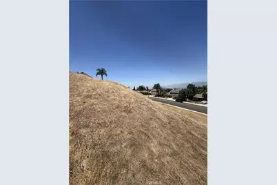 25451 Huron, Loma Linda, CA 92354 - Photo 8