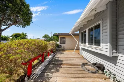 3547 Halbrite Avenue, Long Beach, CA 90808 - Photo 8