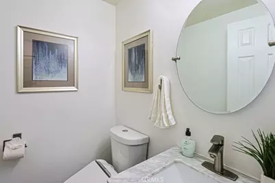 2640 W Meadowview, Anaheim, CA 92804 - Photo 24