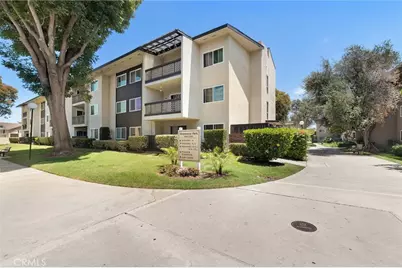 12200 Montecito Road #D110, Seal Beach, CA 90740 - Photo 2