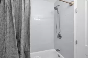 6008 Premiere Ave, Lakewood, CA 90712 - Photo 18