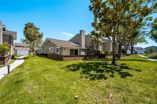 18571 Vallarta Dr, Huntington Beach, CA 92646 - Photo 30