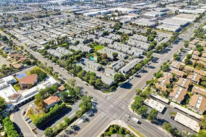 2710 W Segerstrom Avenue #F, Santa Ana, CA 92704 - Photo 6