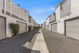 2710 W Segerstrom Ave, Santa Ana, CA 92704 - Photo 28