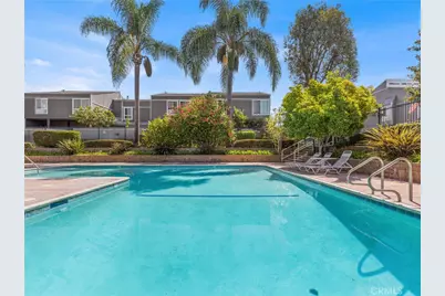 2710 W Segerstrom Avenue #F, Santa Ana, CA 92704 - Photo 36