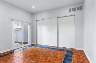 2710 W Segerstrom Ave, Santa Ana, CA 92704 - Photo 20