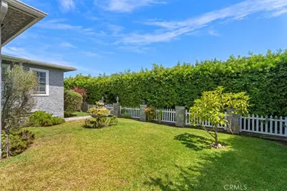 421 Catalina, Newport Beach, CA 92663 - Photo 14