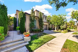2585 Sunflower, Fullerton, CA 92835 - Photo 2