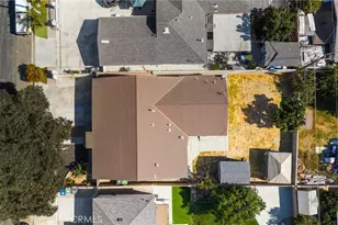 2211 Oak St, Santa Ana, CA 92707 - Photo 30