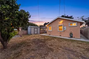 2211 Oak St, Santa Ana, CA 92707 - Photo 22