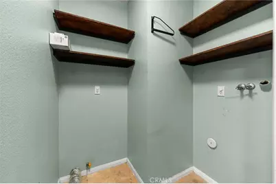 2211 Oak Street, Santa Ana, CA 92707 - Photo 20