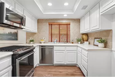 825 Gutmann, Placentia, CA 92870 - Photo 4