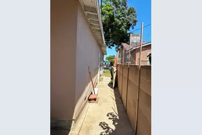 5915 Lemon, Long Beach, CA 90805 - Photo 18