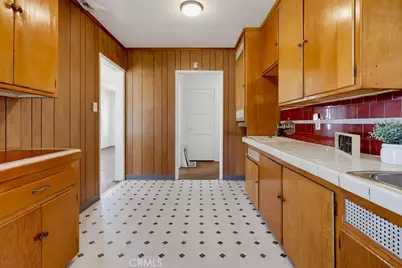 3425 Gale, Long Beach, CA 90810 - Photo 24