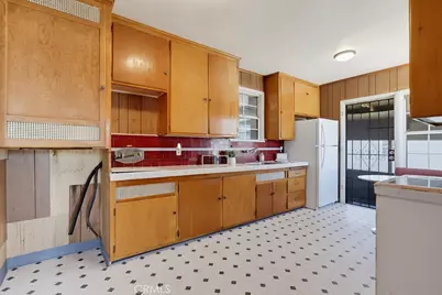 3425 Gale, Long Beach, CA 90810 - Photo 18