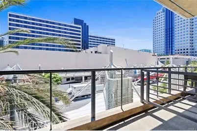 133 The Promenade #304, Long Beach, CA 90802 - Photo 2