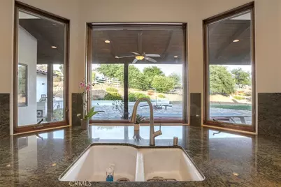 21977 Paseo Chico, Murrieta, CA 92562 - Photo 16