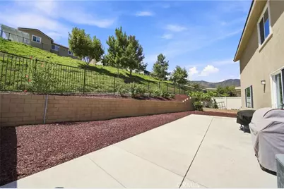 26165 Plumcot Drive, Corona, CA 92883 - Photo 34