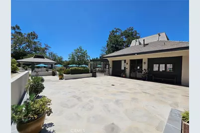 10230 Autumn Leaf, Los Angeles, CA 90077 - Photo 14