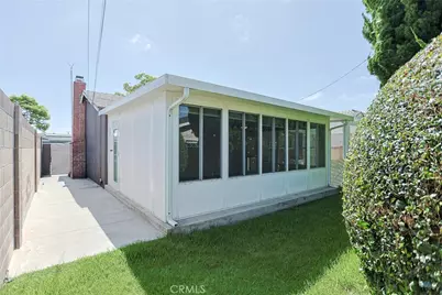 15261 Columbia, Huntington Beach, CA 92647 - Photo 14